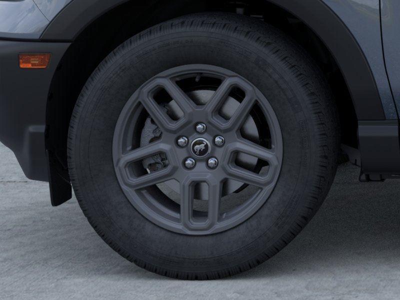 Vehicle photo 19