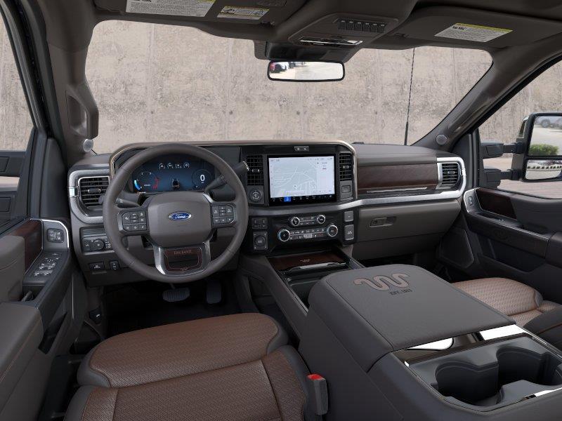 Vehicle photo 9