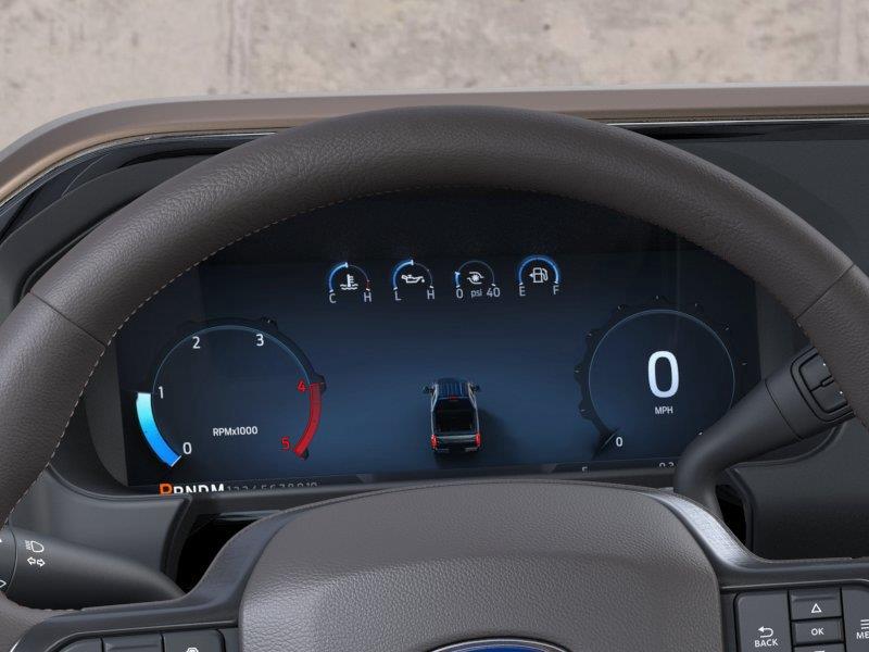 Vehicle photo 13