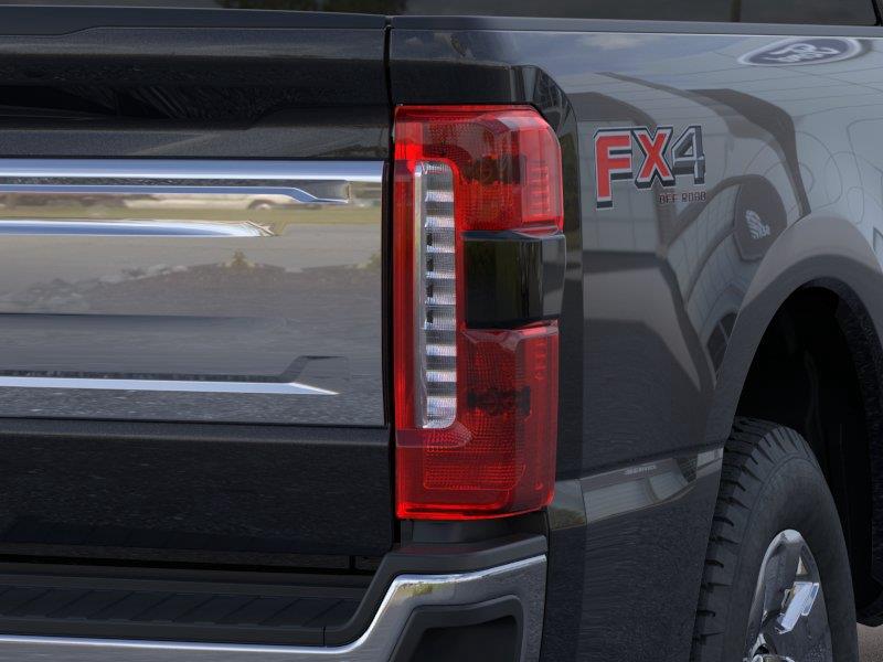 Vehicle photo 21