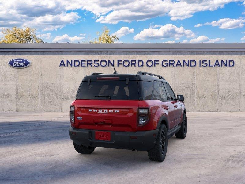Vehicle photo 8