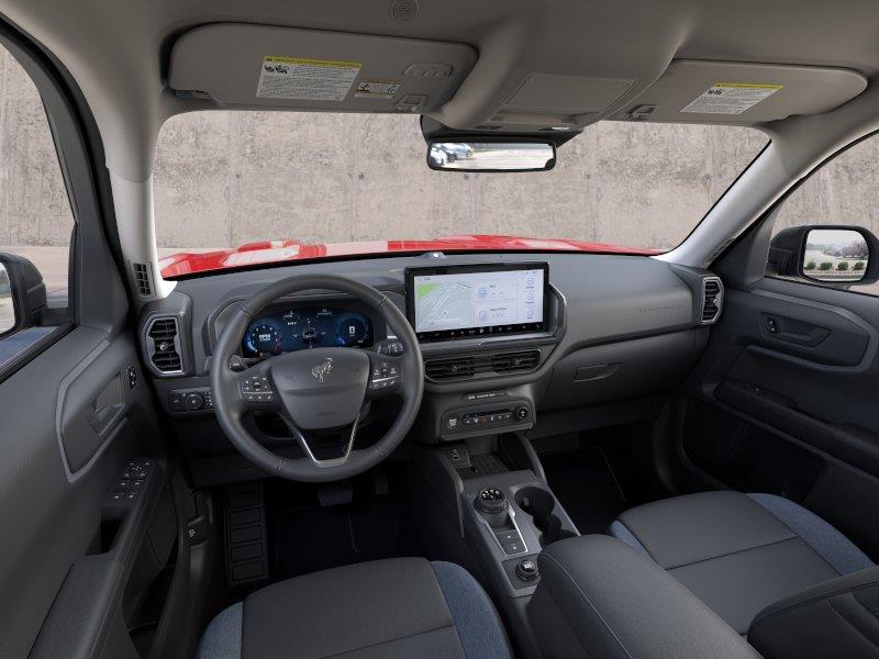 Vehicle photo 9