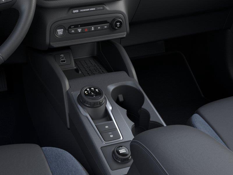 Vehicle photo 15