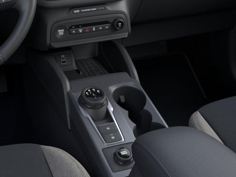 Vehicle photo 15