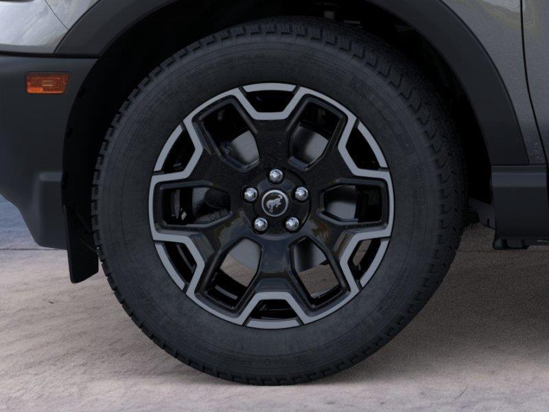 Vehicle photo 19