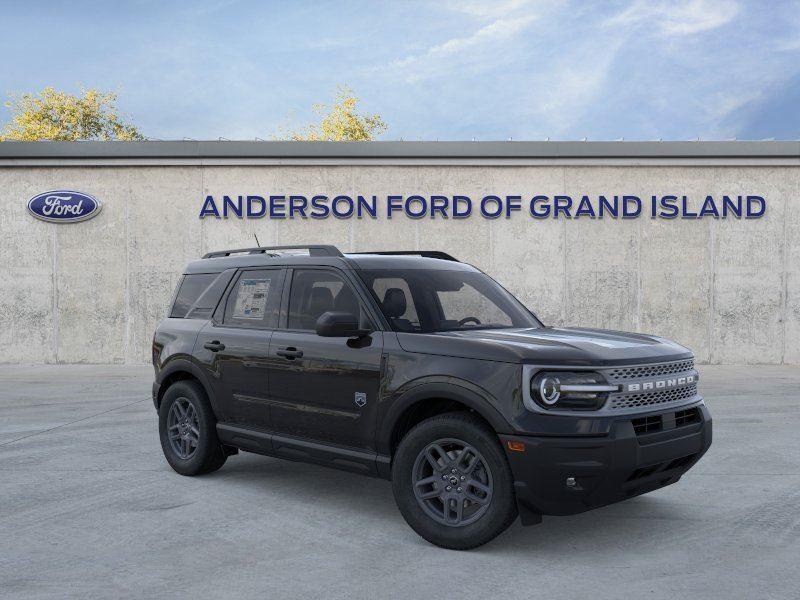 Vehicle photo 7