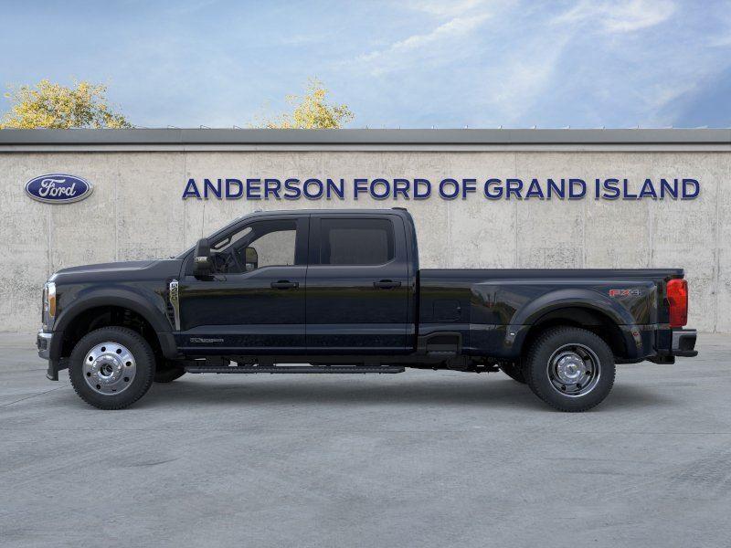 Vehicle photo 3