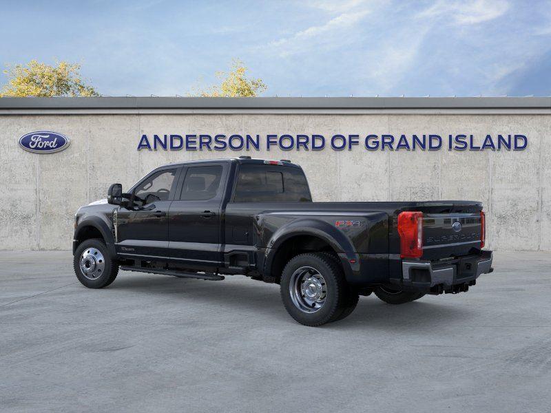 Vehicle photo 4