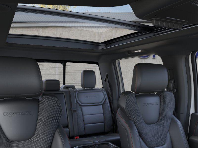 Vehicle photo 22