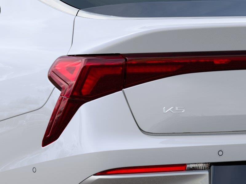 2026 Kia K5 EX - Photo 11