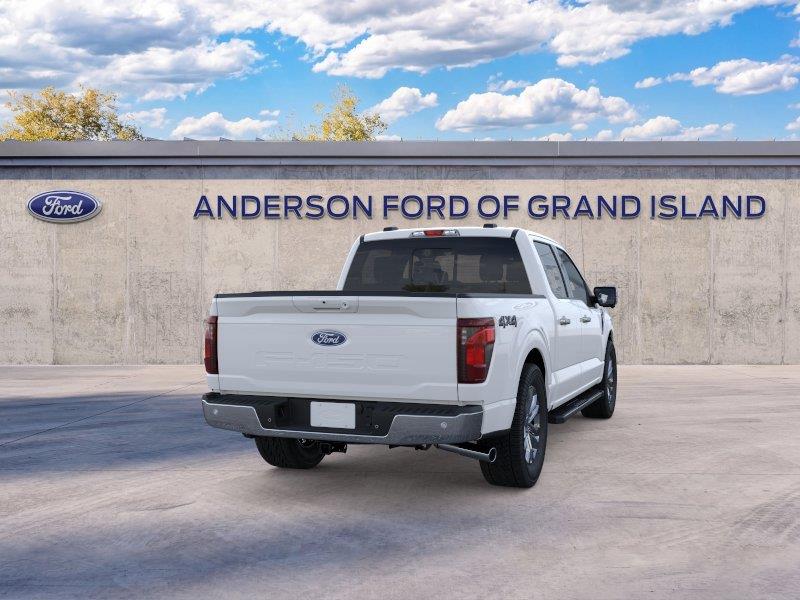 Vehicle photo 8