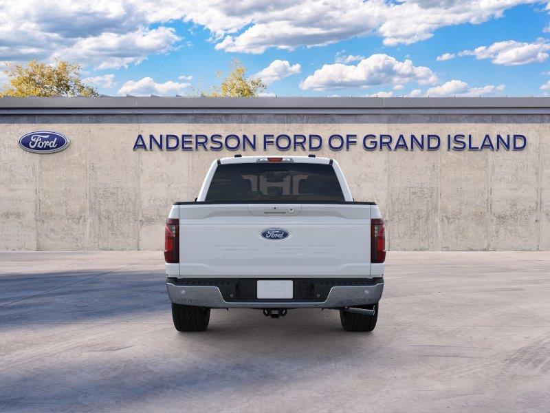 Vehicle photo 5