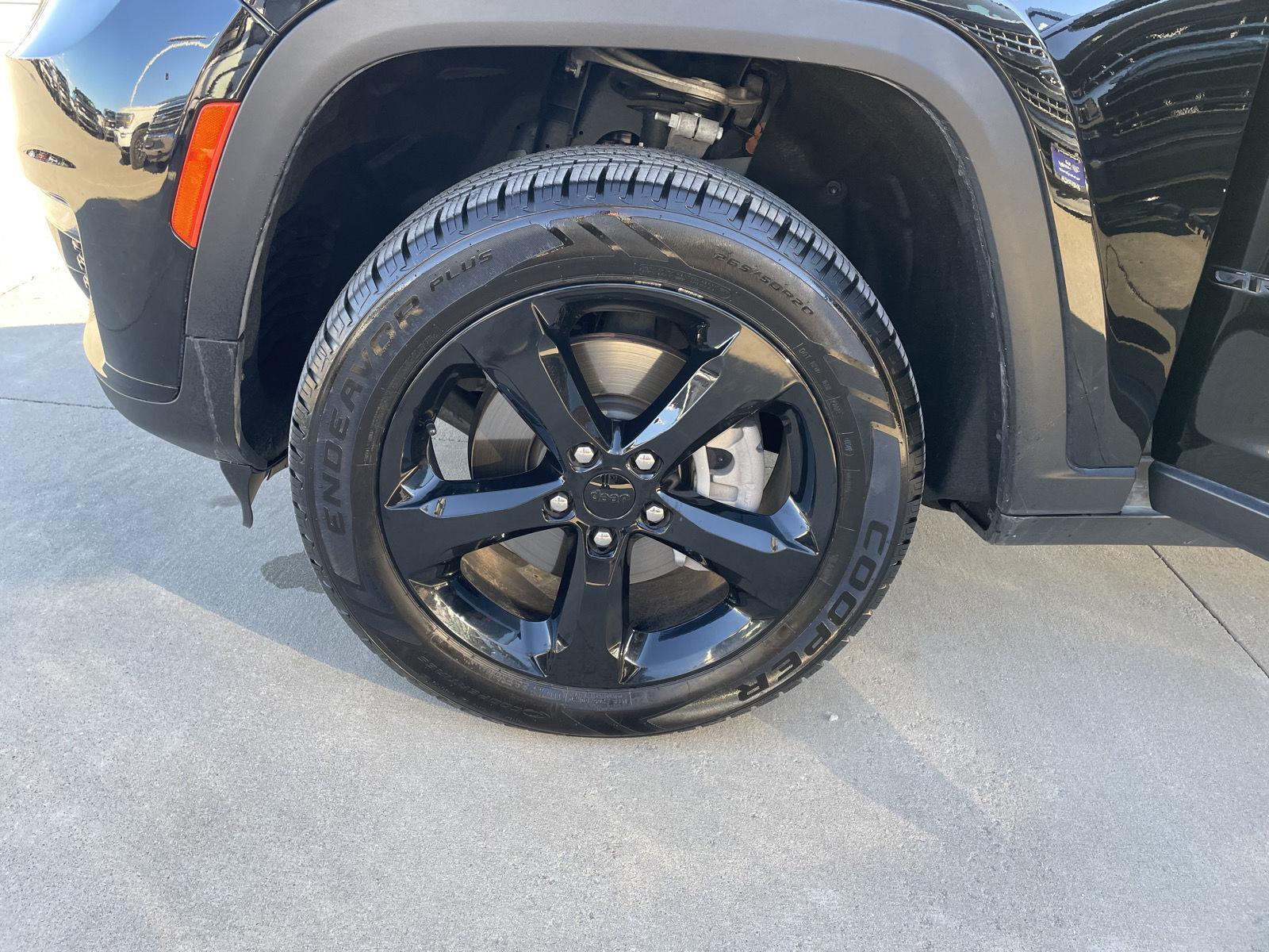 Used 2024 Jeep Grand Cherokee L for sale in Grand Island NE