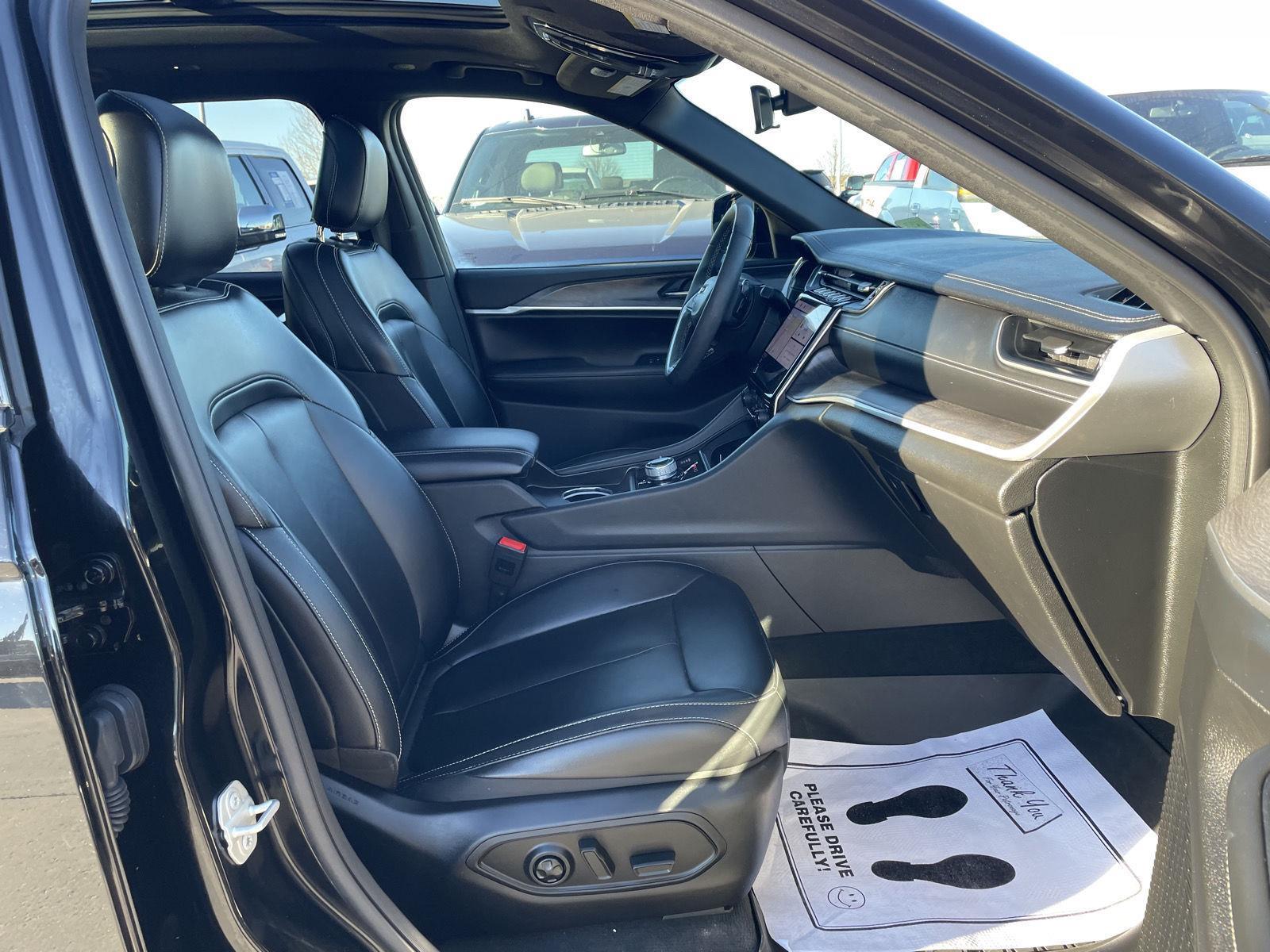 Used 2024 Jeep Grand Cherokee L for sale in Grand Island NE