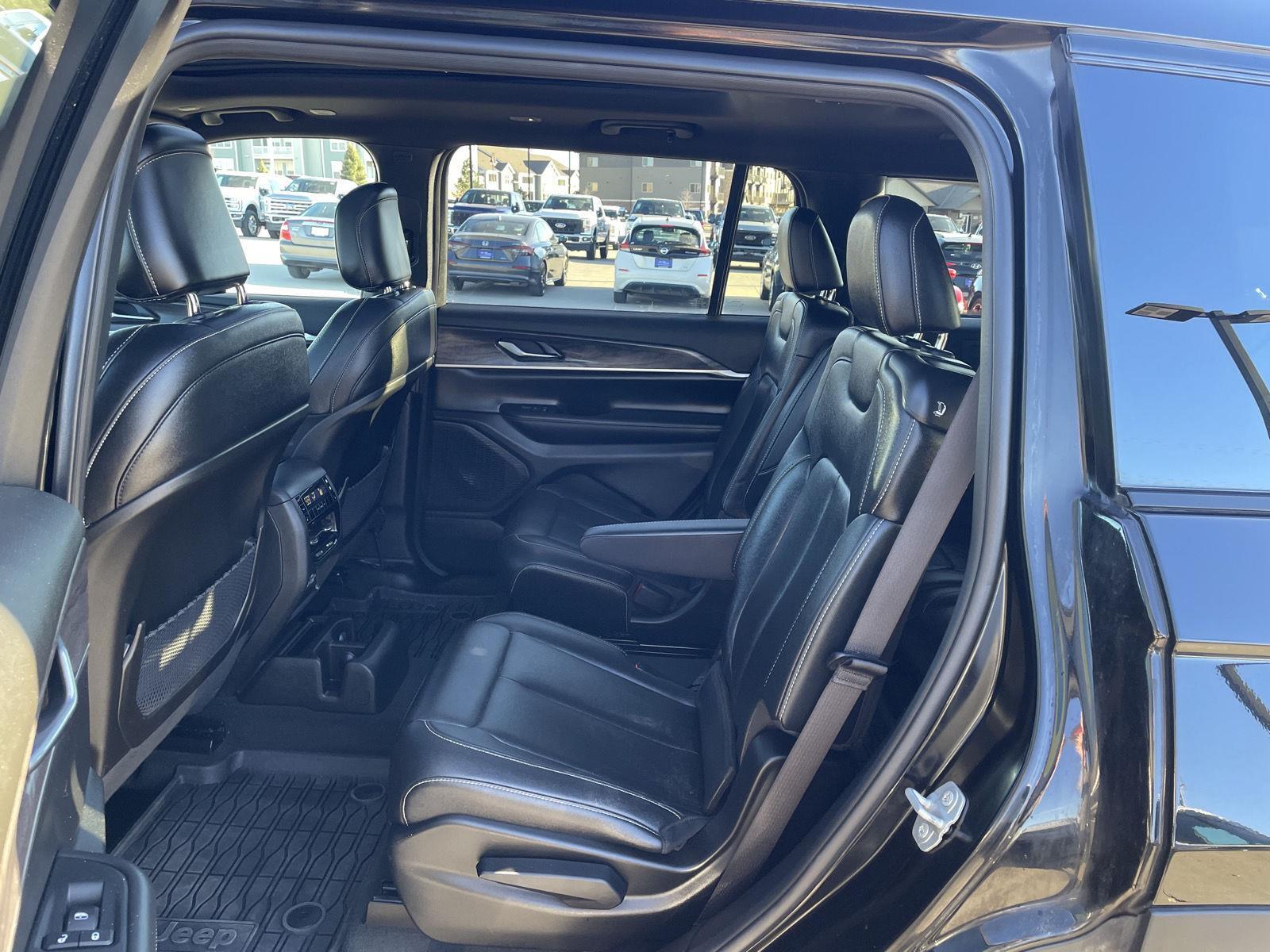 Used 2024 Jeep Grand Cherokee L for sale in Grand Island NE