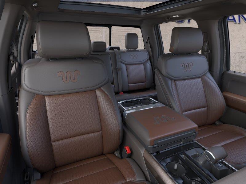 Vehicle photo 10