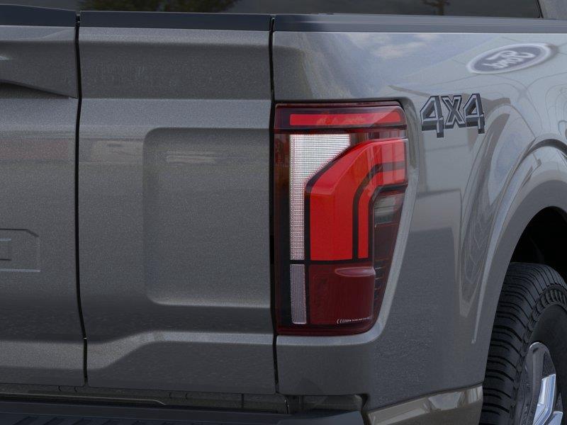 Vehicle photo 21