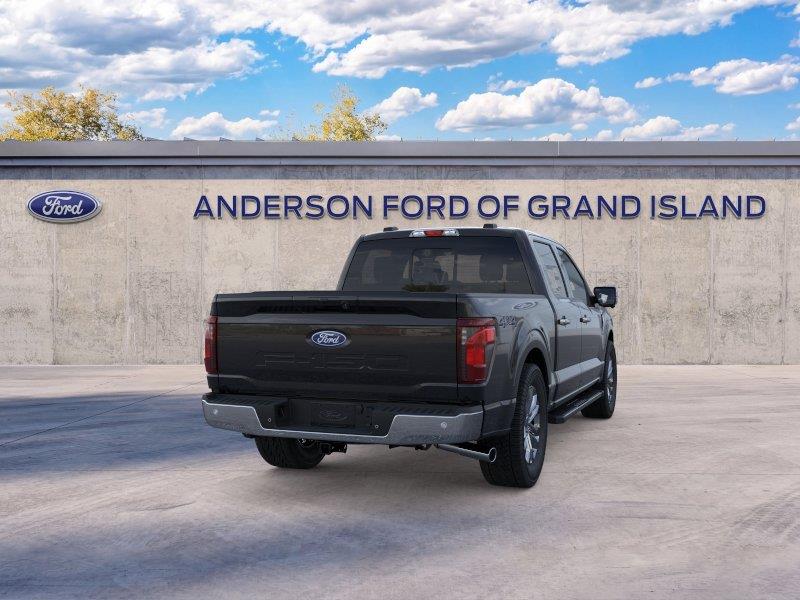 Vehicle photo 8