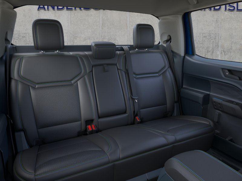 Vehicle photo 11