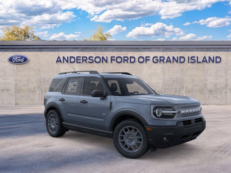 Vehicle photo 7