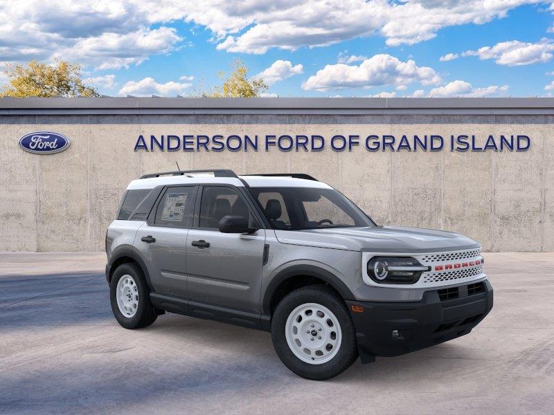 Vehicle photo 7