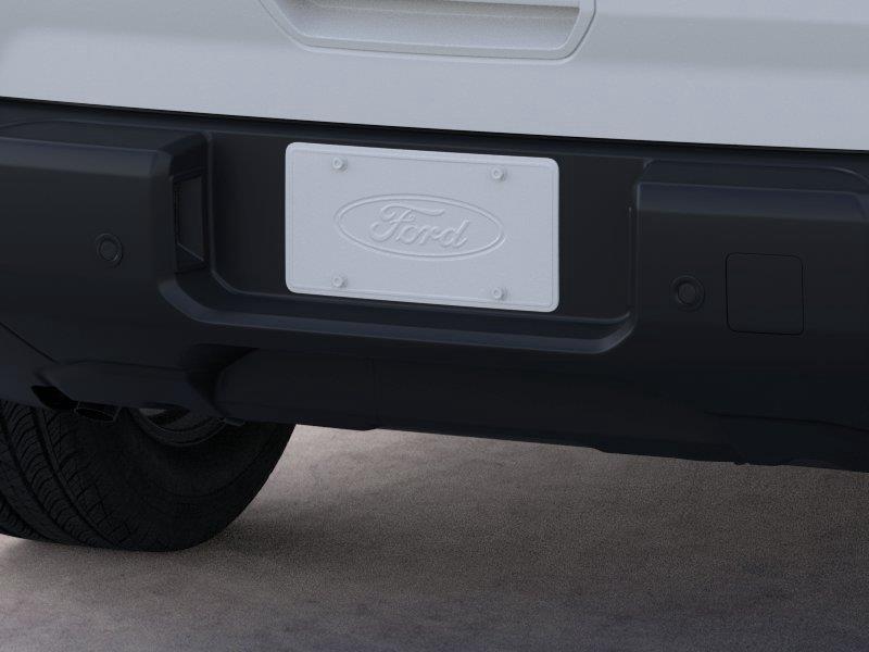 Vehicle photo 23