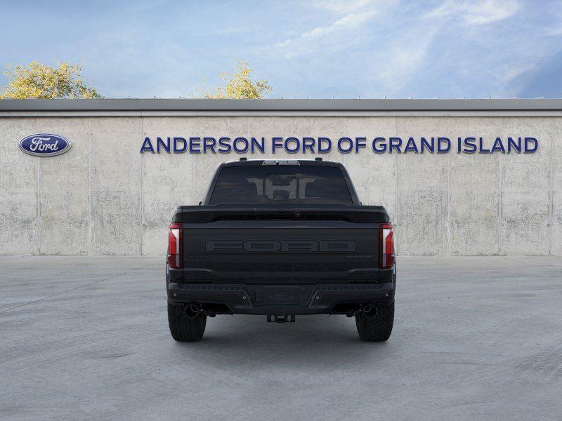 Vehicle photo 5