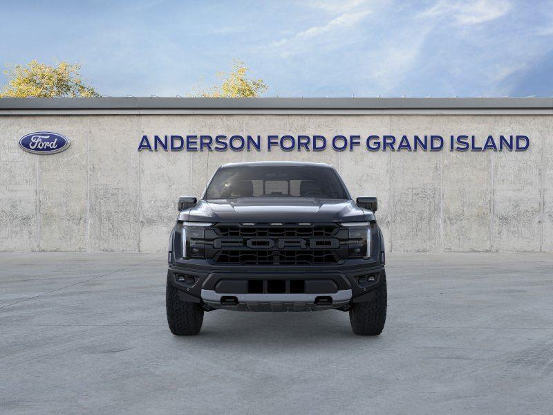 Vehicle photo 6