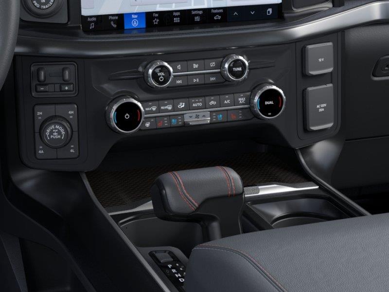 Vehicle photo 15