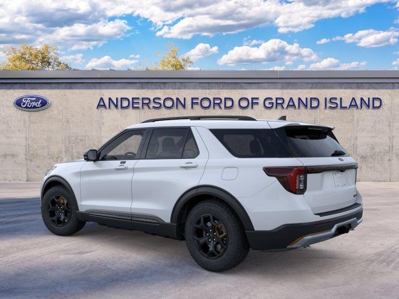 Vehicle photo 4