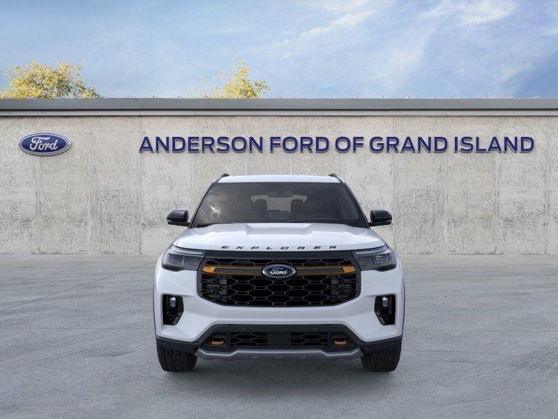 Vehicle photo 6