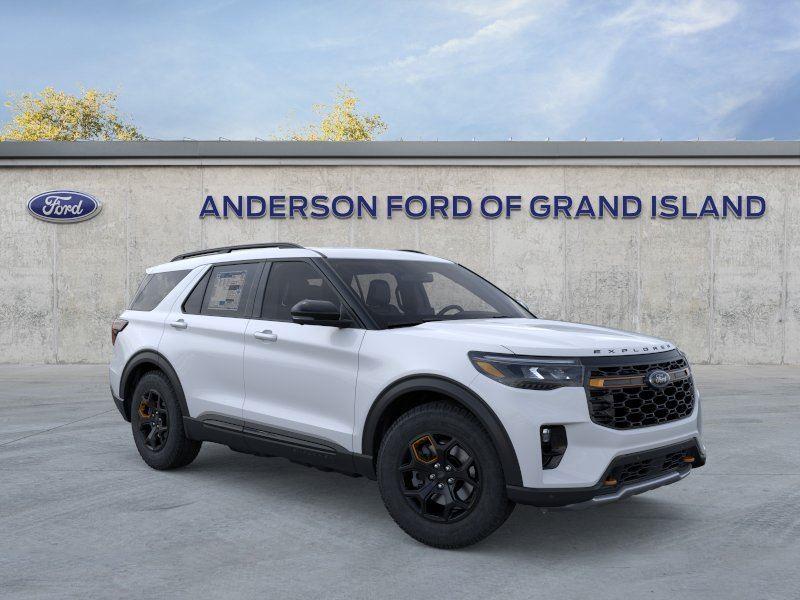 Vehicle photo 7