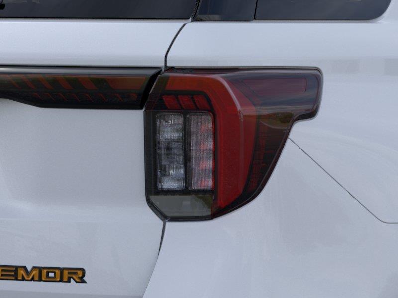 Vehicle photo 21