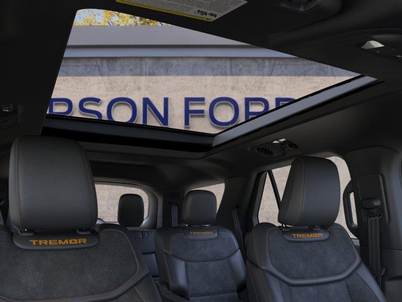 Vehicle photo 22