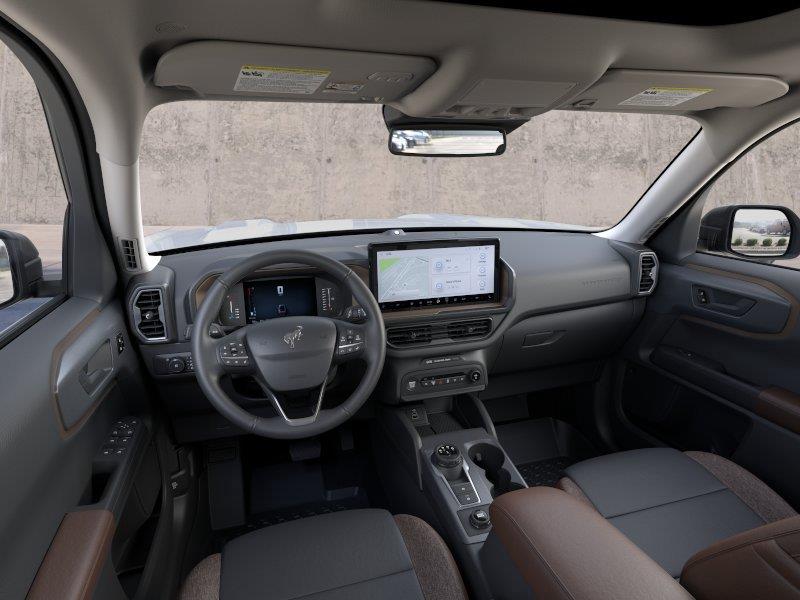 Vehicle photo 9