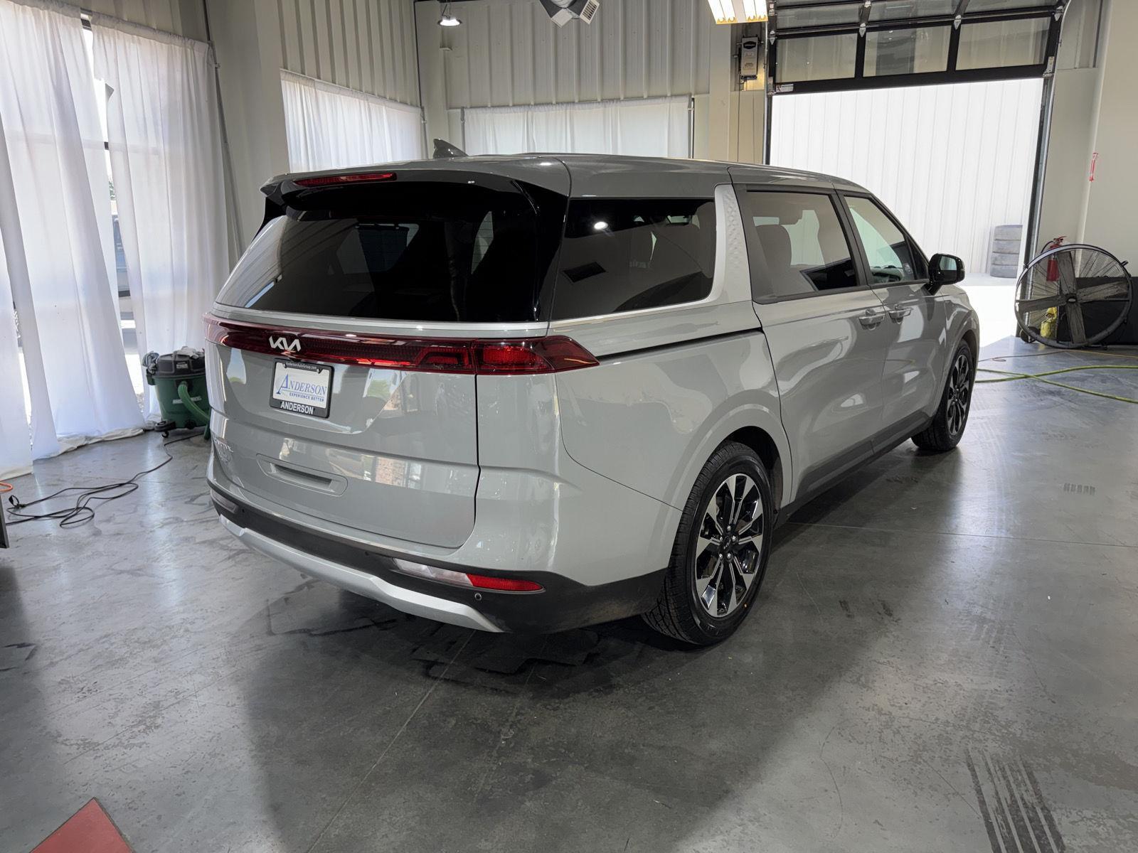 Used 2024 Kia Carnival for sale in Grand Island NE