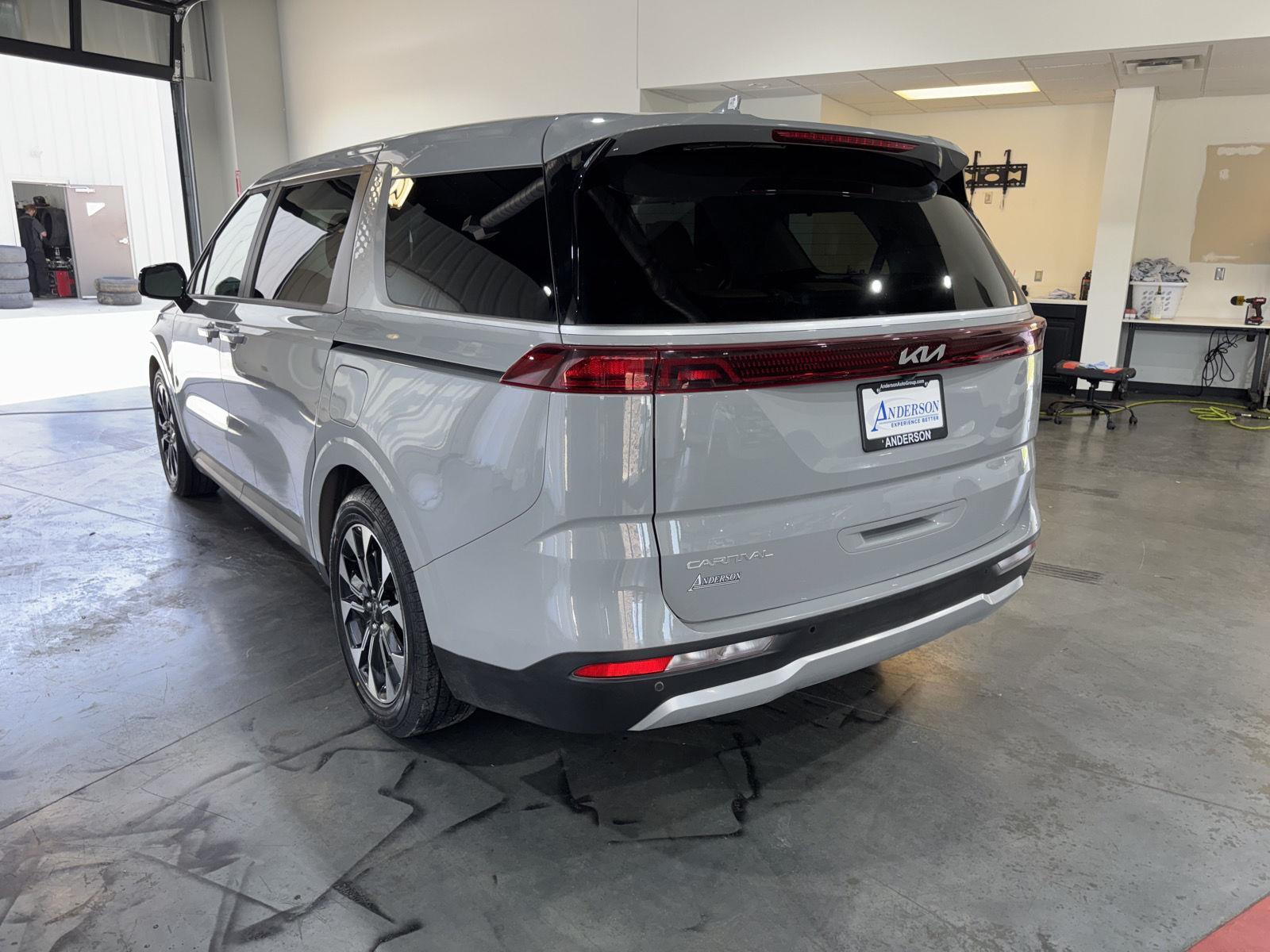 Used 2024 Kia Carnival for sale in Grand Island NE