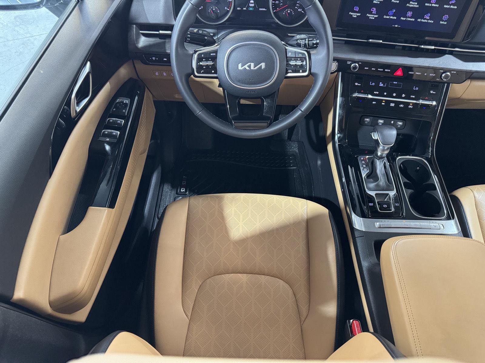 Used 2024 Kia Carnival for sale in Grand Island NE