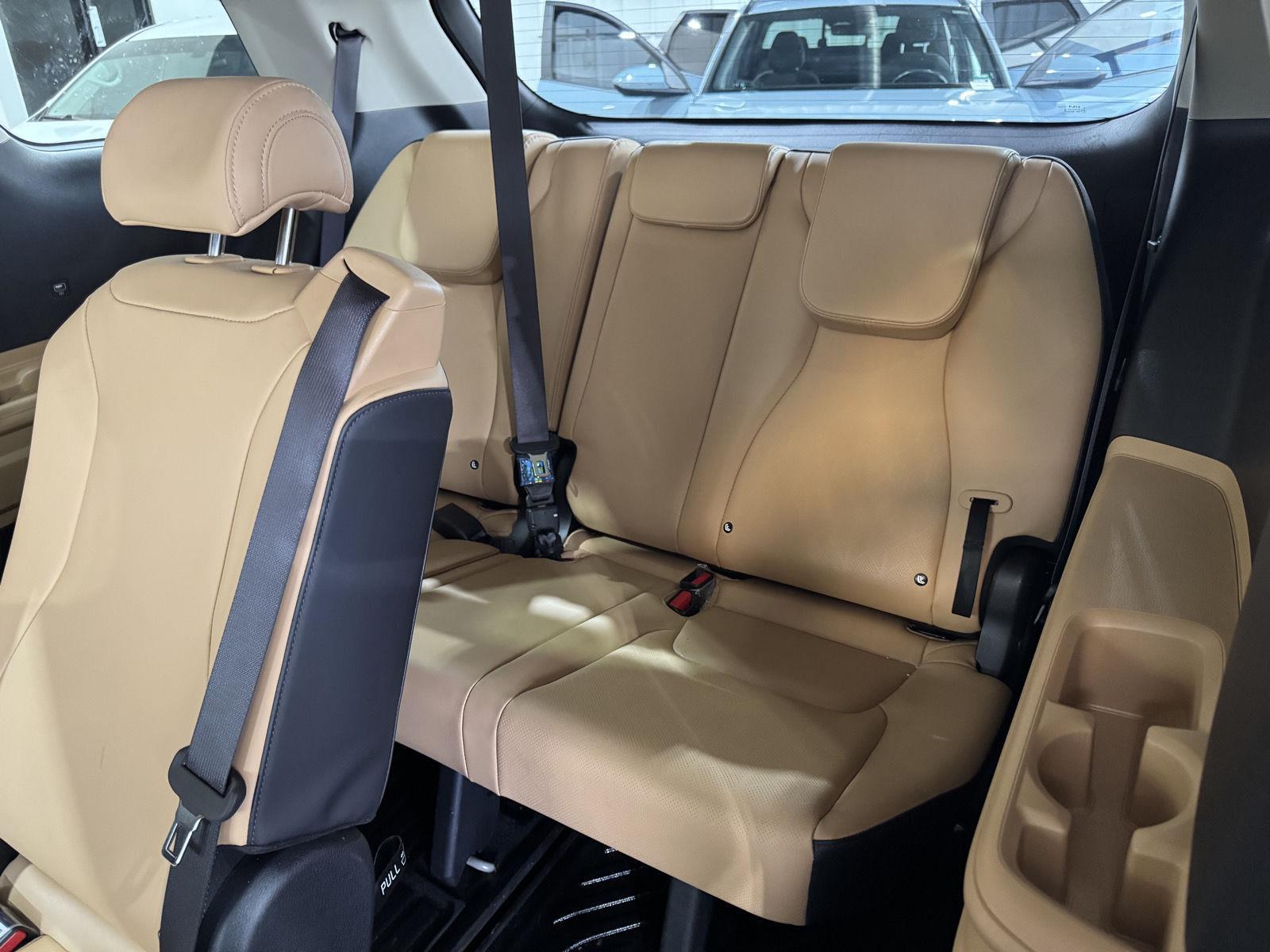 Used 2024 Kia Carnival for sale in Grand Island NE