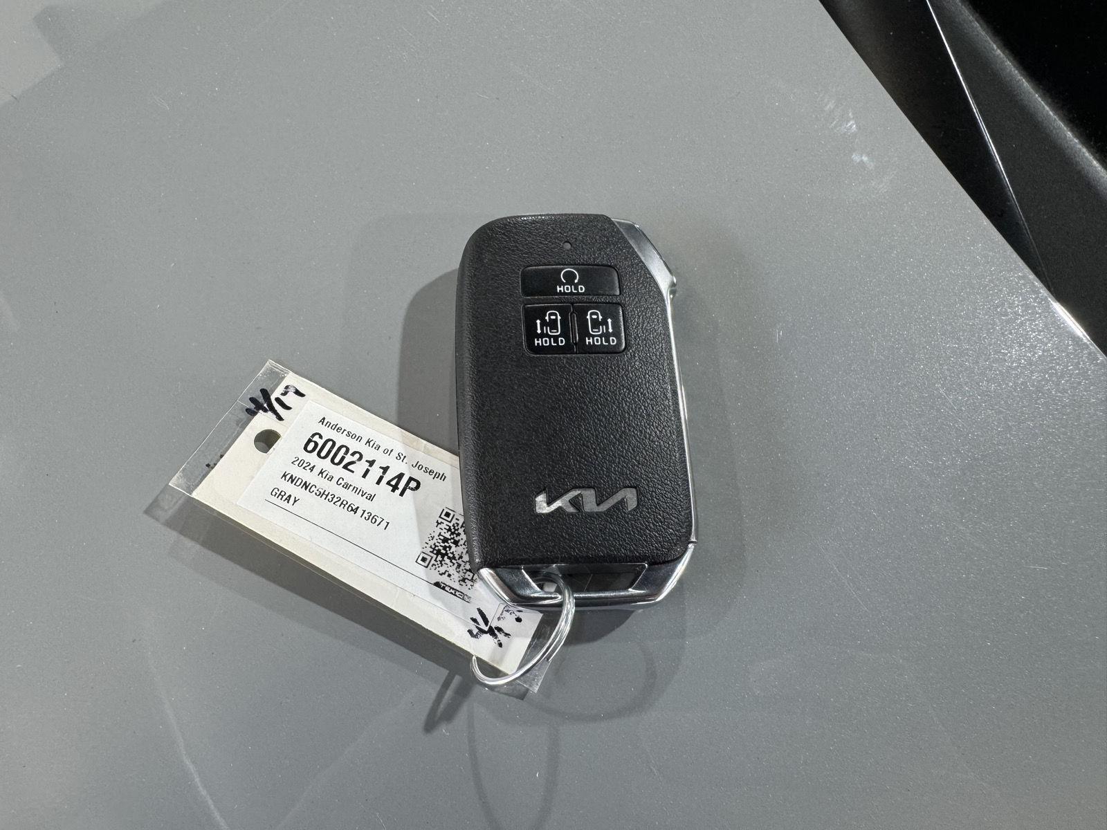 Used 2024 Kia Carnival for sale in Grand Island NE