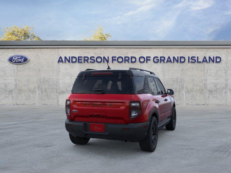 Vehicle photo 8