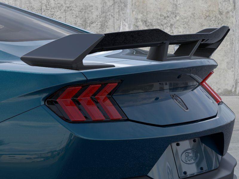 Vehicle photo 22