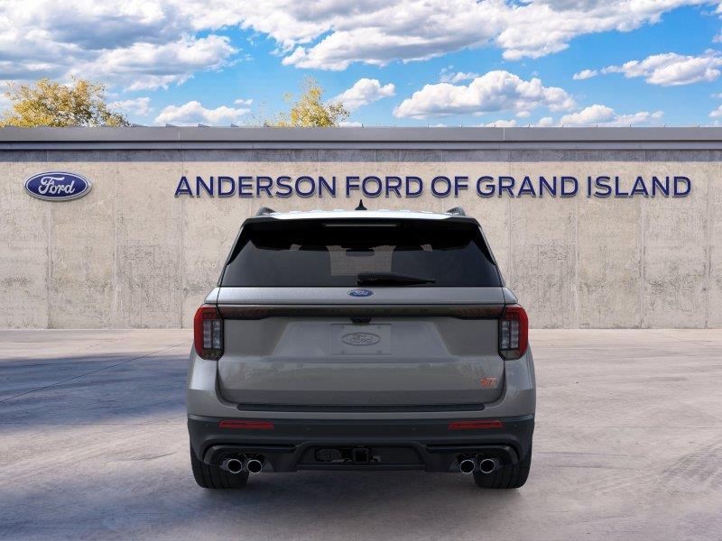 Vehicle photo 5