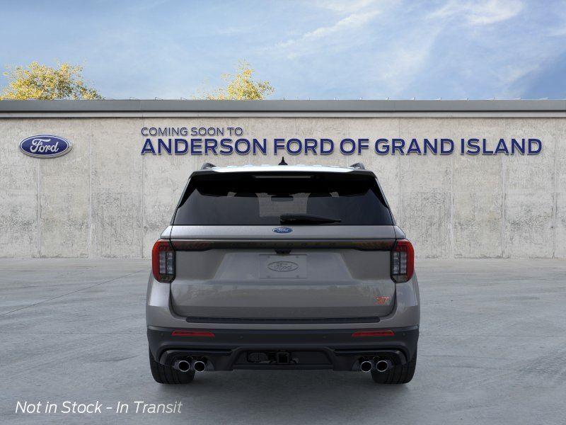 Vehicle photo 5