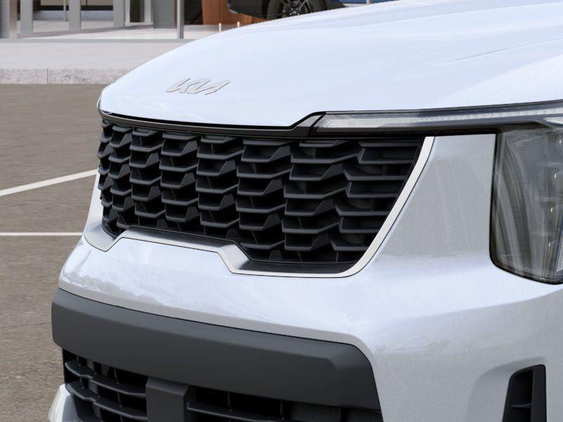 Vehicle photo 12