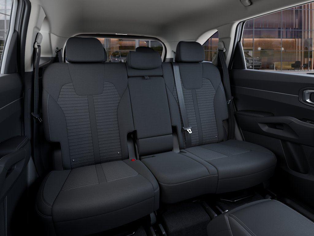 Vehicle photo 16
