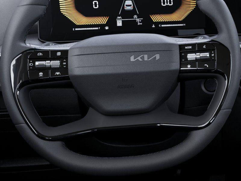 Vehicle photo 22