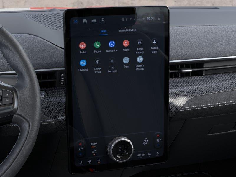 Vehicle photo 14