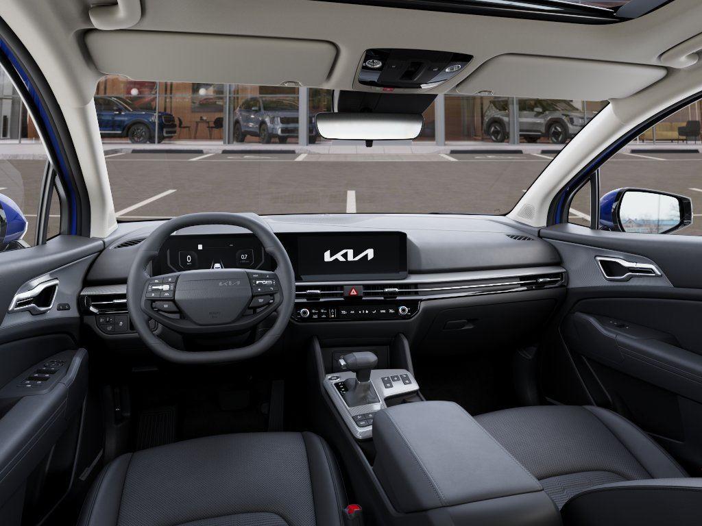 Vehicle photo 14