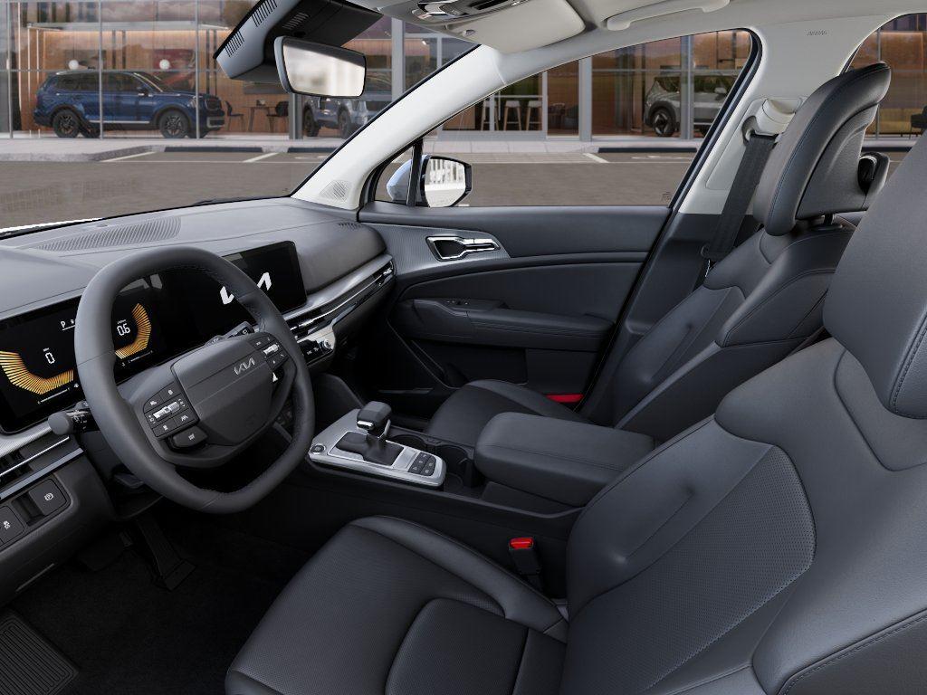 Vehicle photo 17